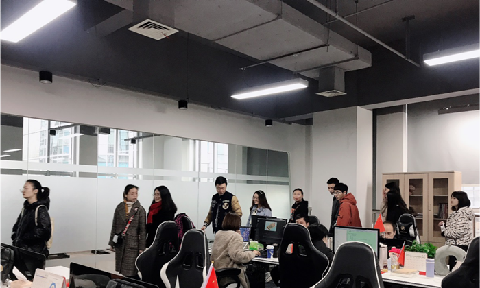 我院赴實(shí)習(xí)基地開展醫(yī)藥軟件中期檢查與見習(xí)交流，深化成都軟件開發(fā)實(shí)踐合作